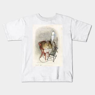 Mouse Spinning - Beatrix Potter Kids T-Shirt